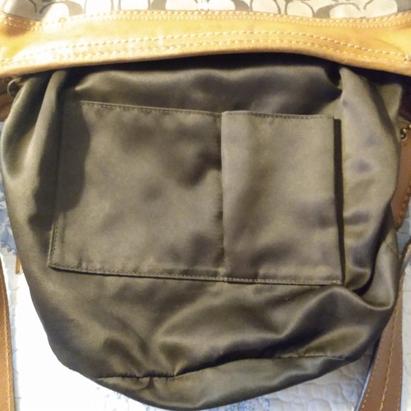 Coach Bleecker Signature Bucket - Picture 8 of 16